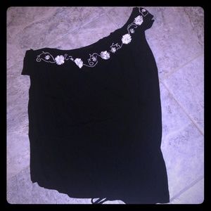 (2)Super Cute 🖤ONE SHOULDER TOP🖤